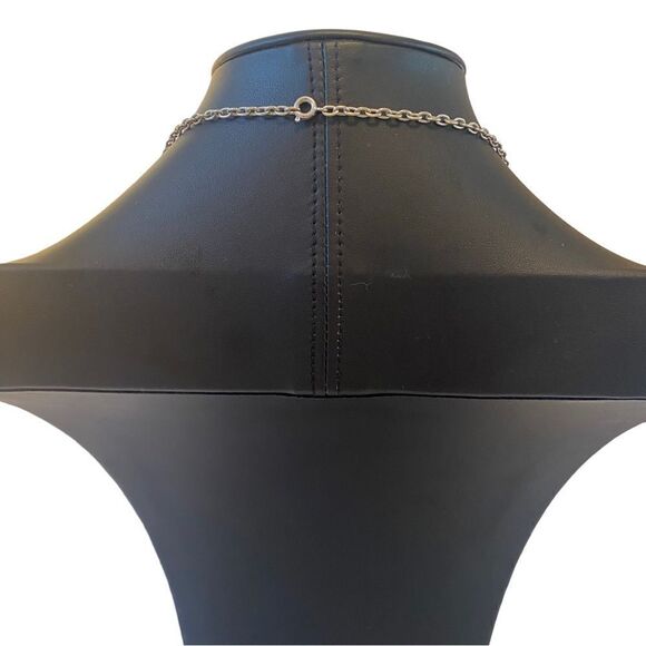 Antiqued Silver Drop Necklace. True Vintage Beauty. - Picture 5 of 7